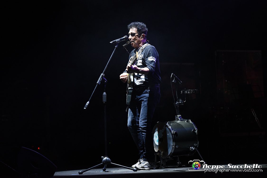 VBS_4018 - Concerto Edoardo Bennato - Peter Pan Rock 'n' Roll Tour.jpg